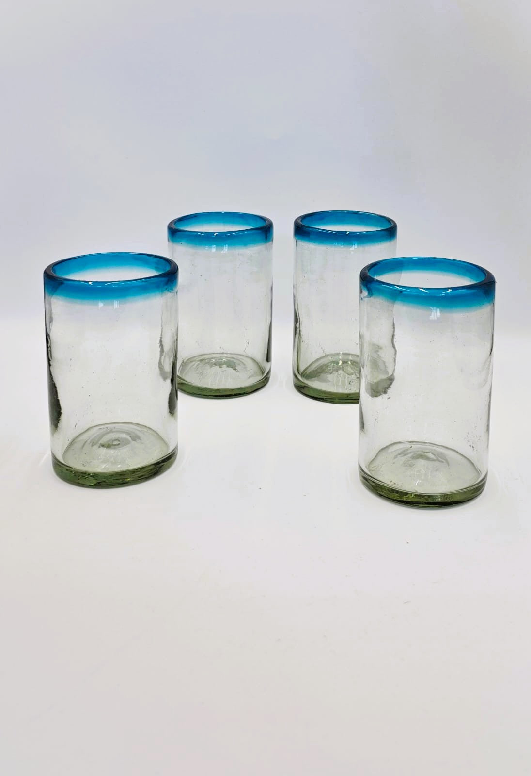 SET DE VASOS CON JARRA MODELO POSTA AQUAMARINA (1 JARRA, 6 PZ VASOS)