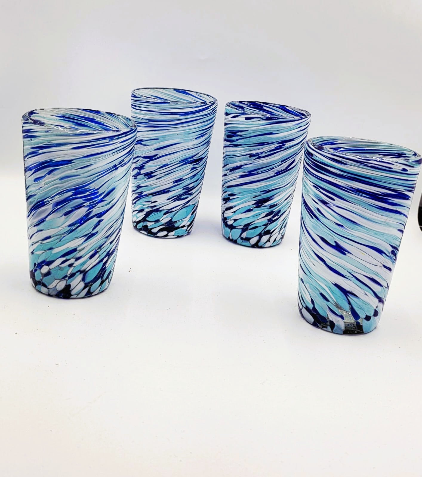 SET DE 6 VASOS MOCELO PINTAS BLUE TORCIDAS +(INCLUYE REGALO)