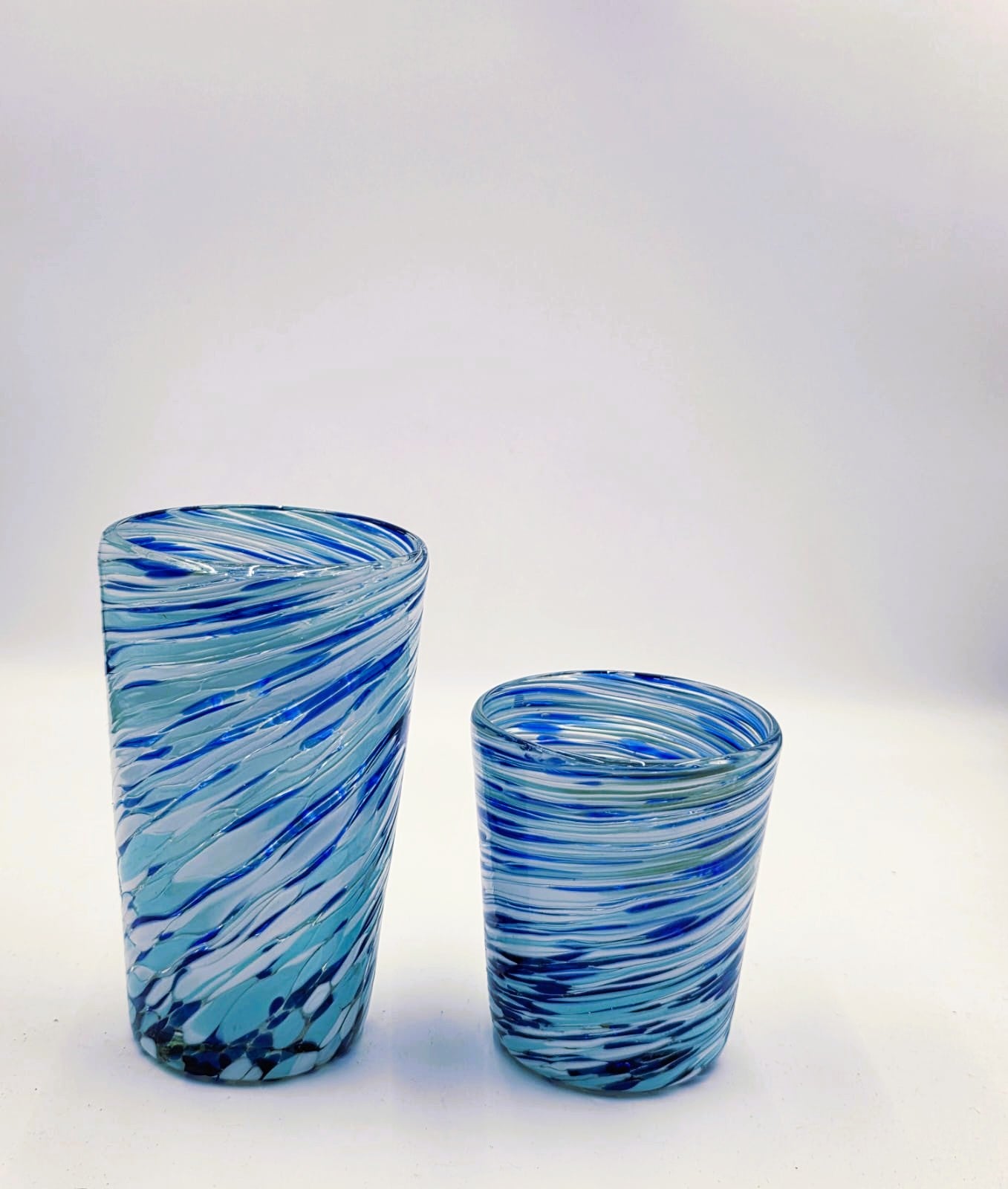 SET DE 6 VASOS MOCELO PINTAS BLUE TORCIDAS +(INCLUYE REGALO)