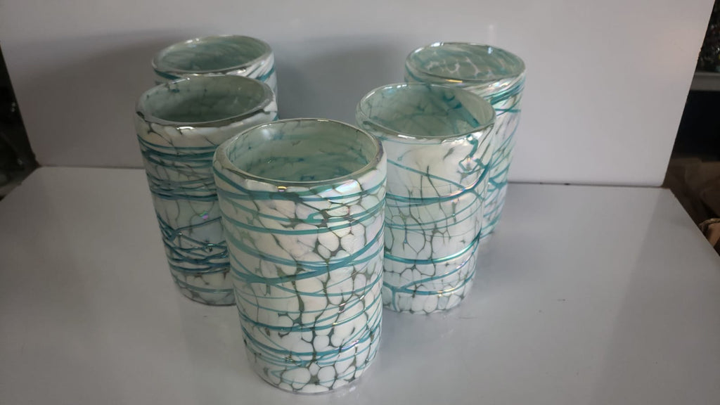VASOS VIDRIO SOPLADO|SET 6 PIEZAS|ARTESANALMENTE MEXICANOS|PINTAS BLANCAS CON TELARAÑA AGUAMARINA (INCLUYE REGALO)